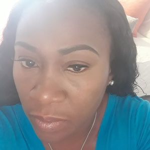 Meet your Posher, Latoya